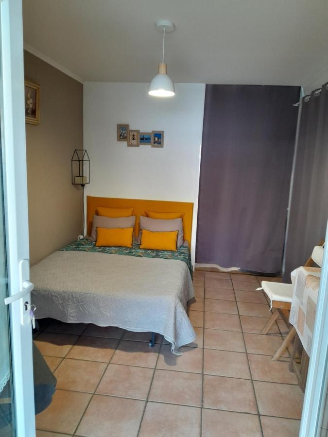 Aigues Mortes Studio De Vacances En Camargue Exteriör bild